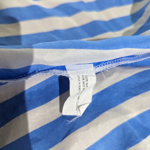 Blue and white striped sleeveless silk blouse - Picture 4 of 4